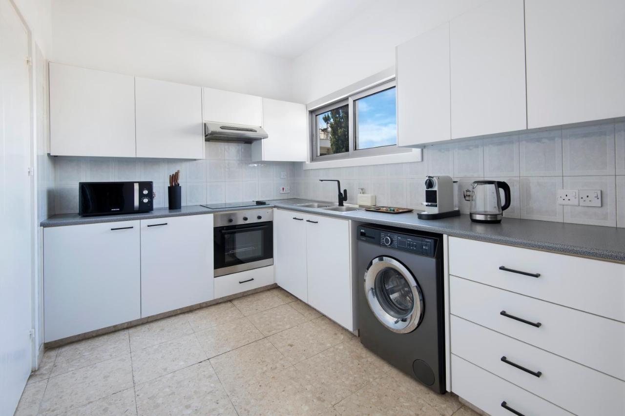 Urban Condo 12 - 2 Bdr Nicosia Eksteriør billede